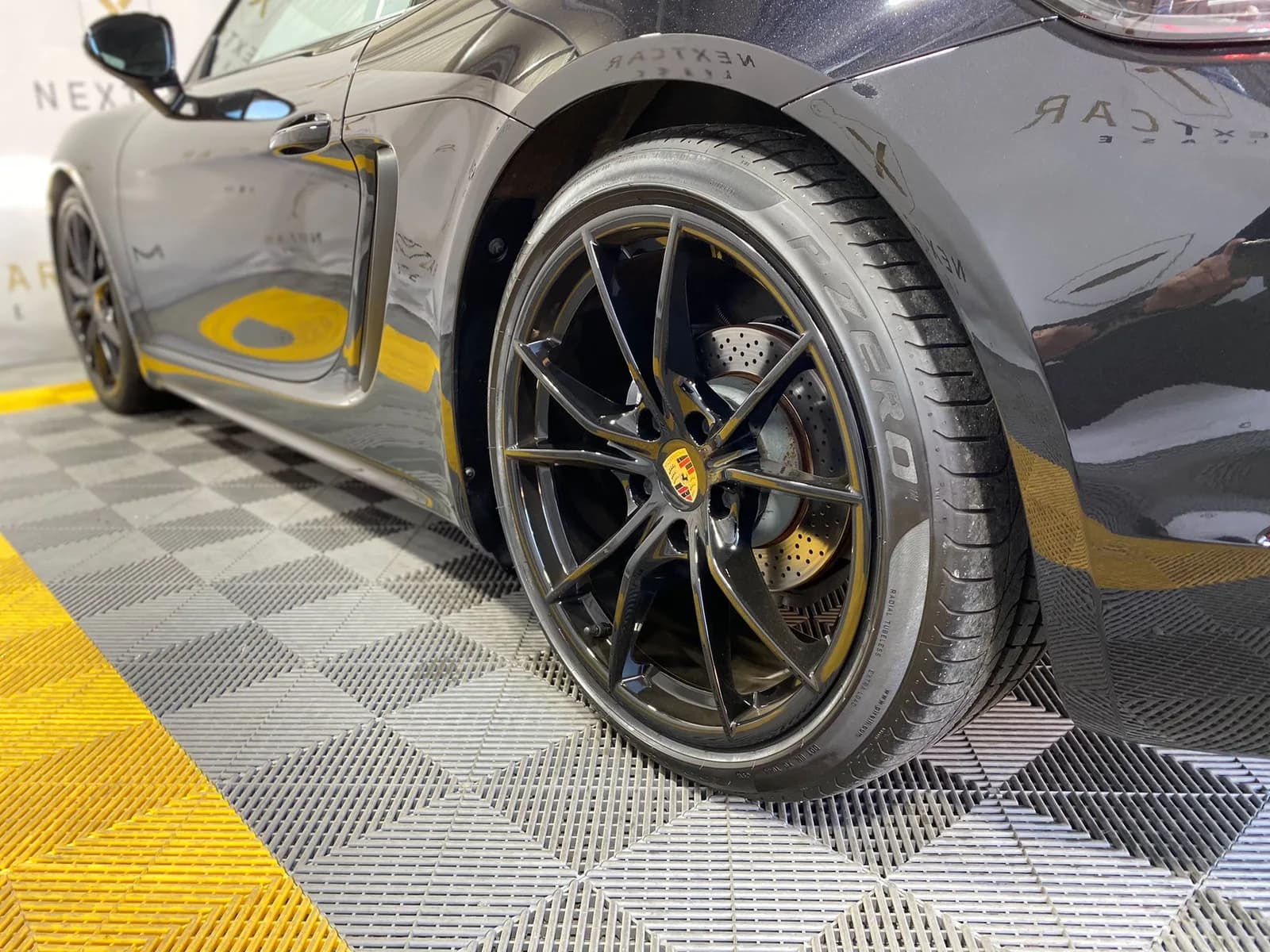 Porsche Boxster 718