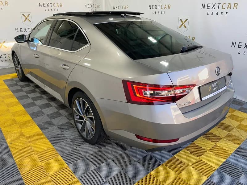 SKODA Superb 2.0 TDI DSG 4X4 Laurin & Klement