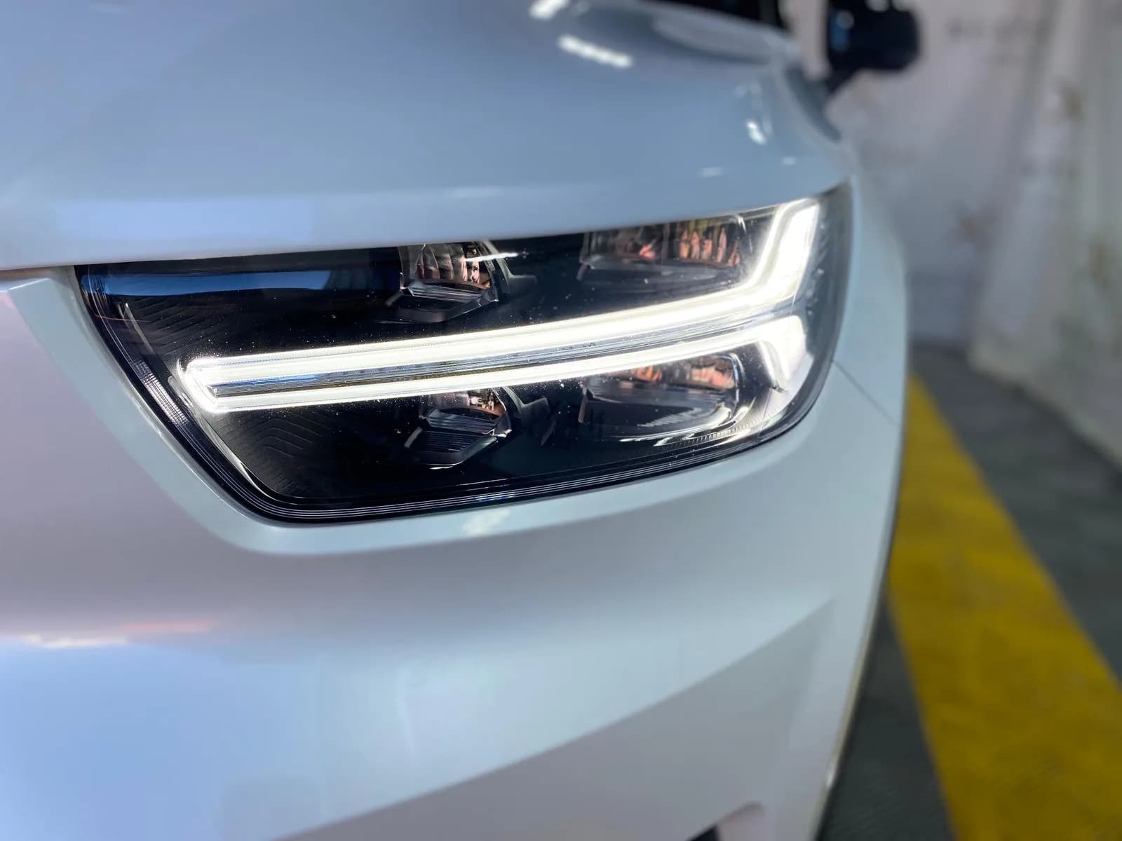 VOLVO XC40 D3 AWD R-Design