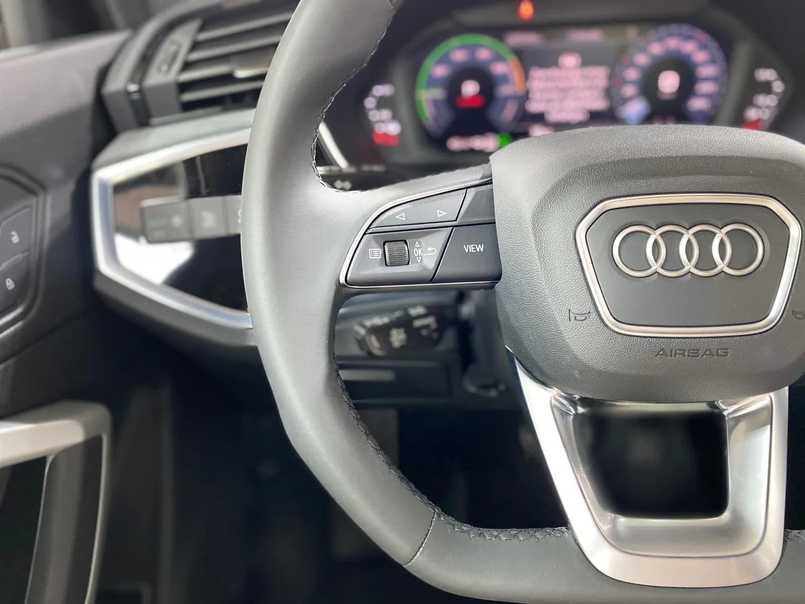 AUDI Q3 1.4 45 TFSI e PHEV Basic
