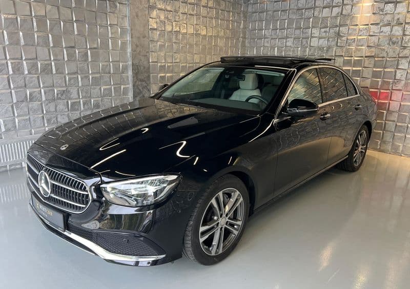 Mercedes-Benz E 220 d 4Matic T 9G-TRONIC Avantgarde