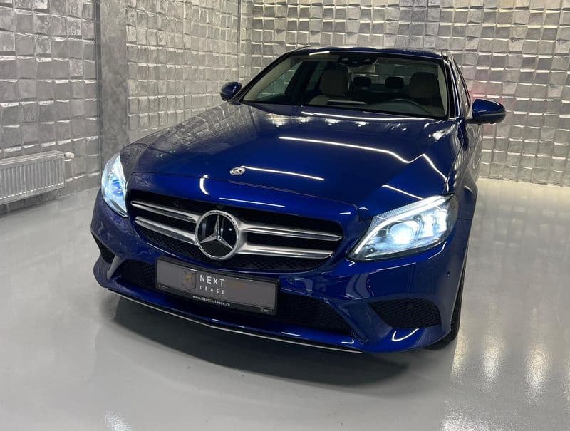 MERCEDES-BENZ C220d