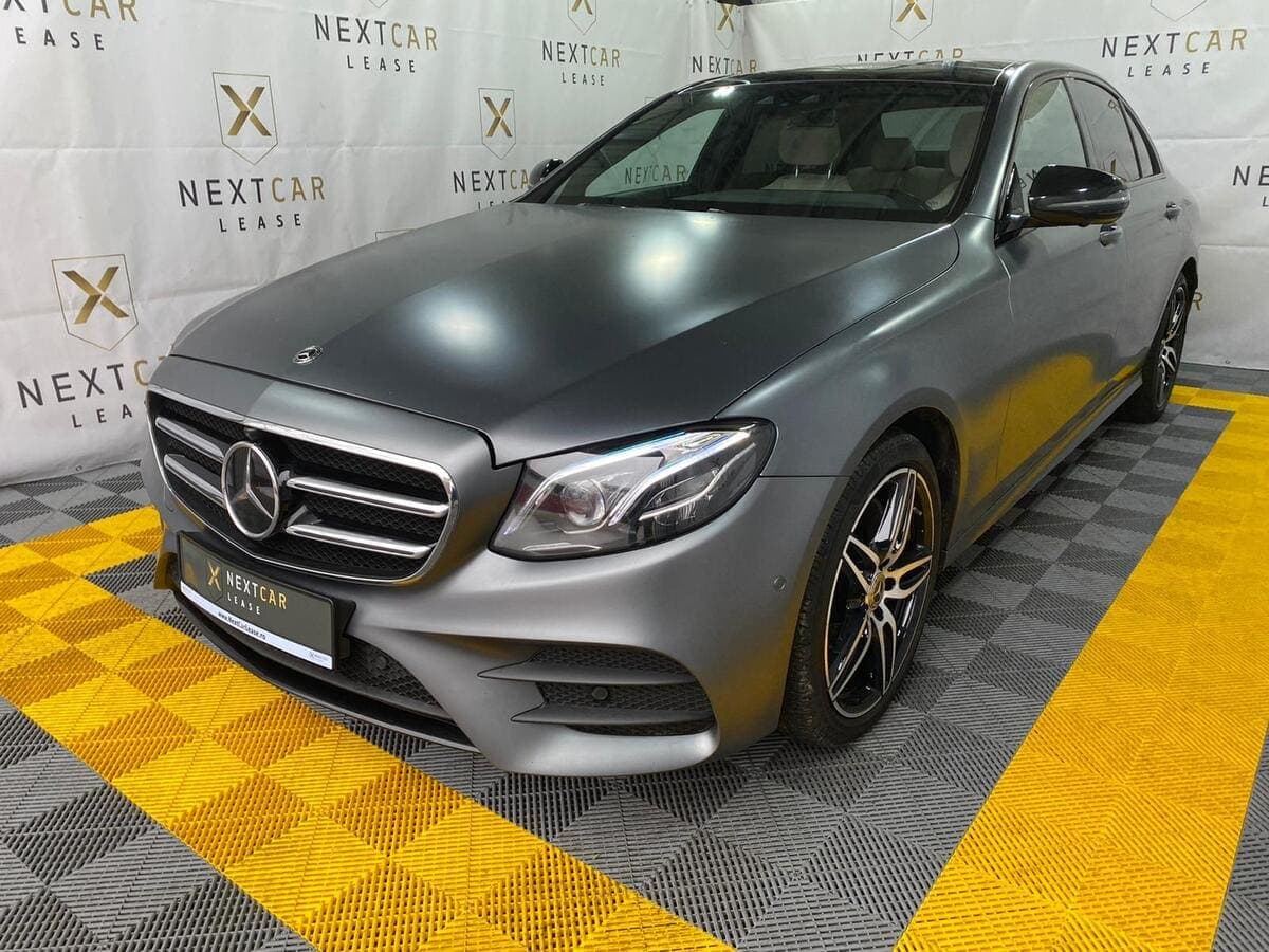 Mercedes Benz E220 AMG