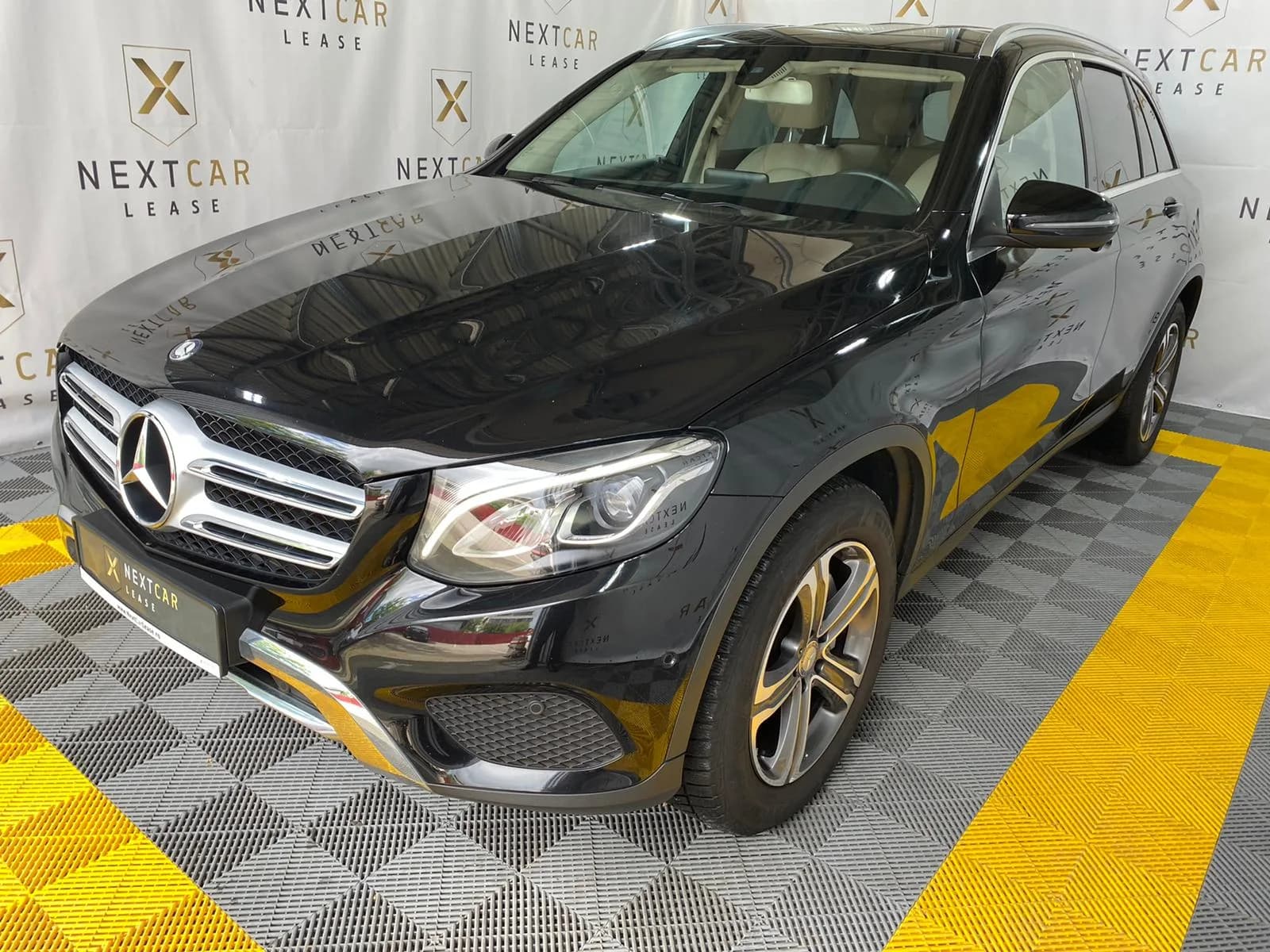 MERCEDES BENZ GLC 220 D 4-MATIC