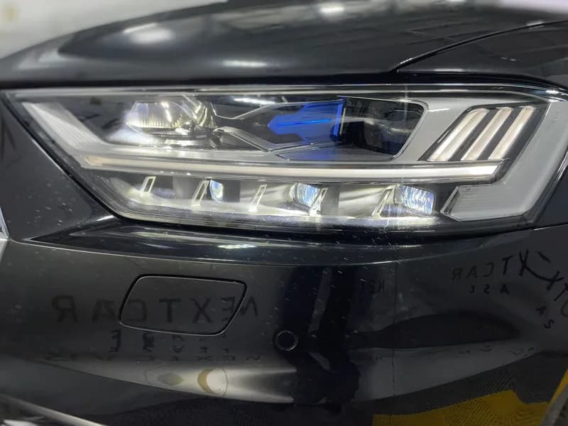 AUDI A8L 3.0 50 TDI quattro Tiptronic
