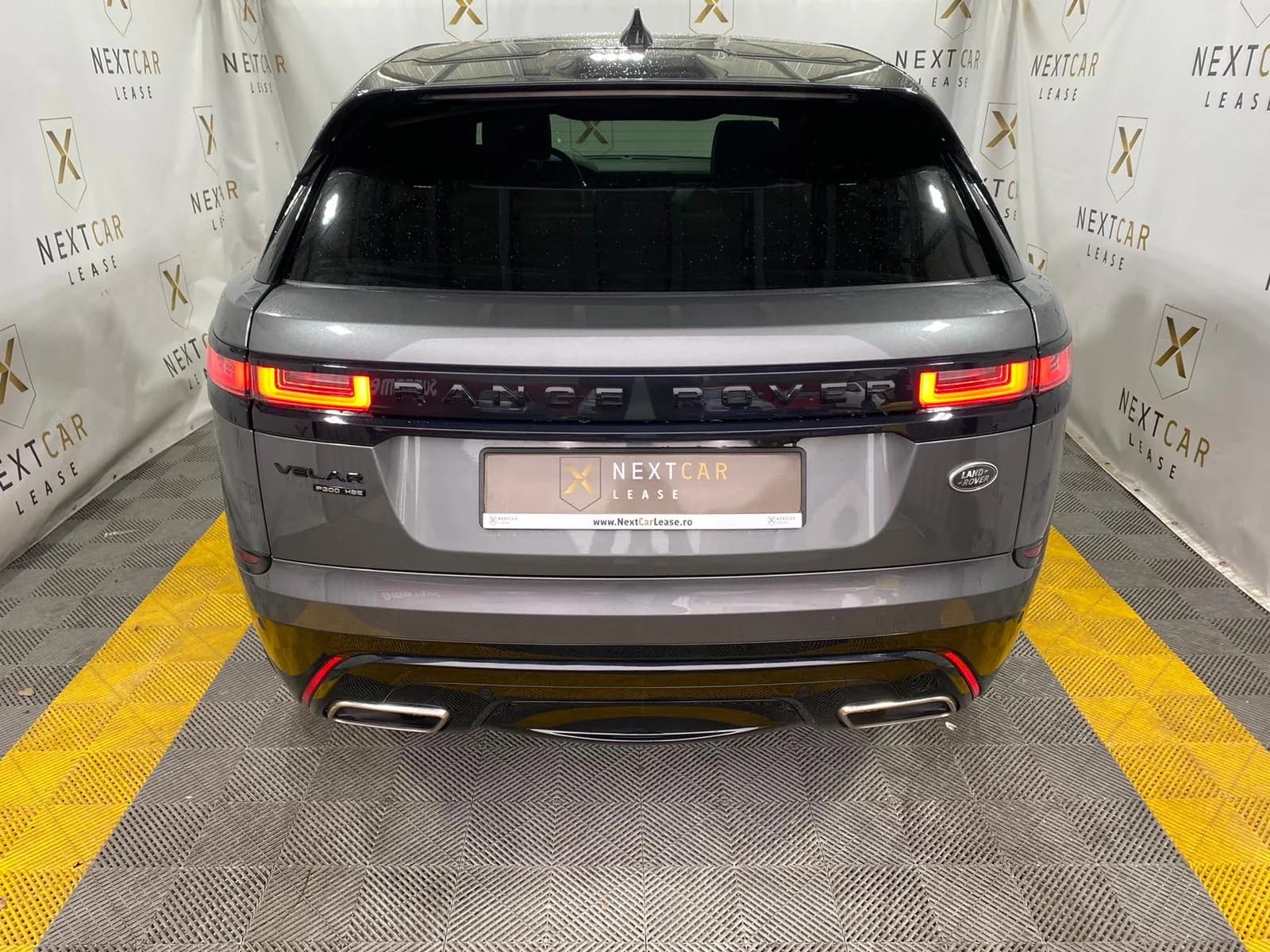 Land Rover Range Rover Velar P300 R-Dynamic
