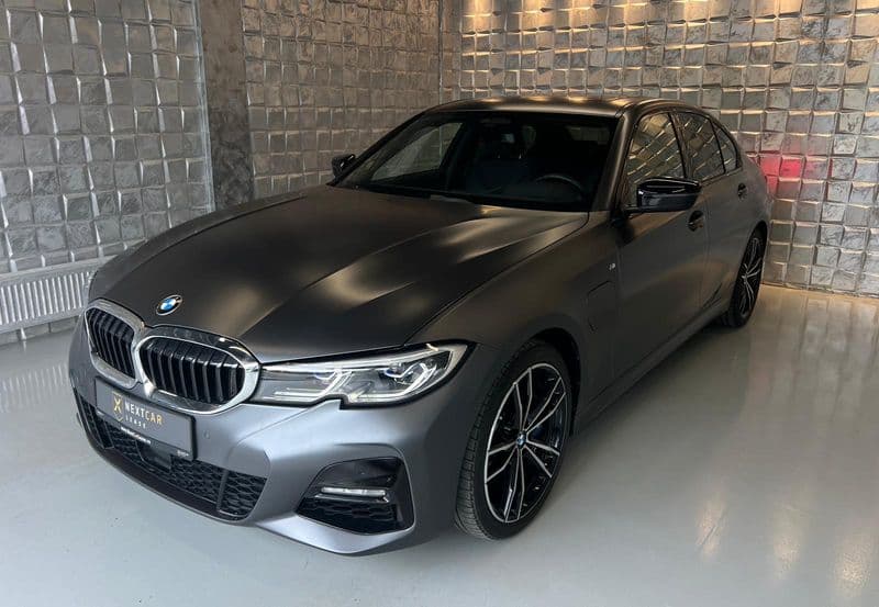 BMW Seria 330e M Sport